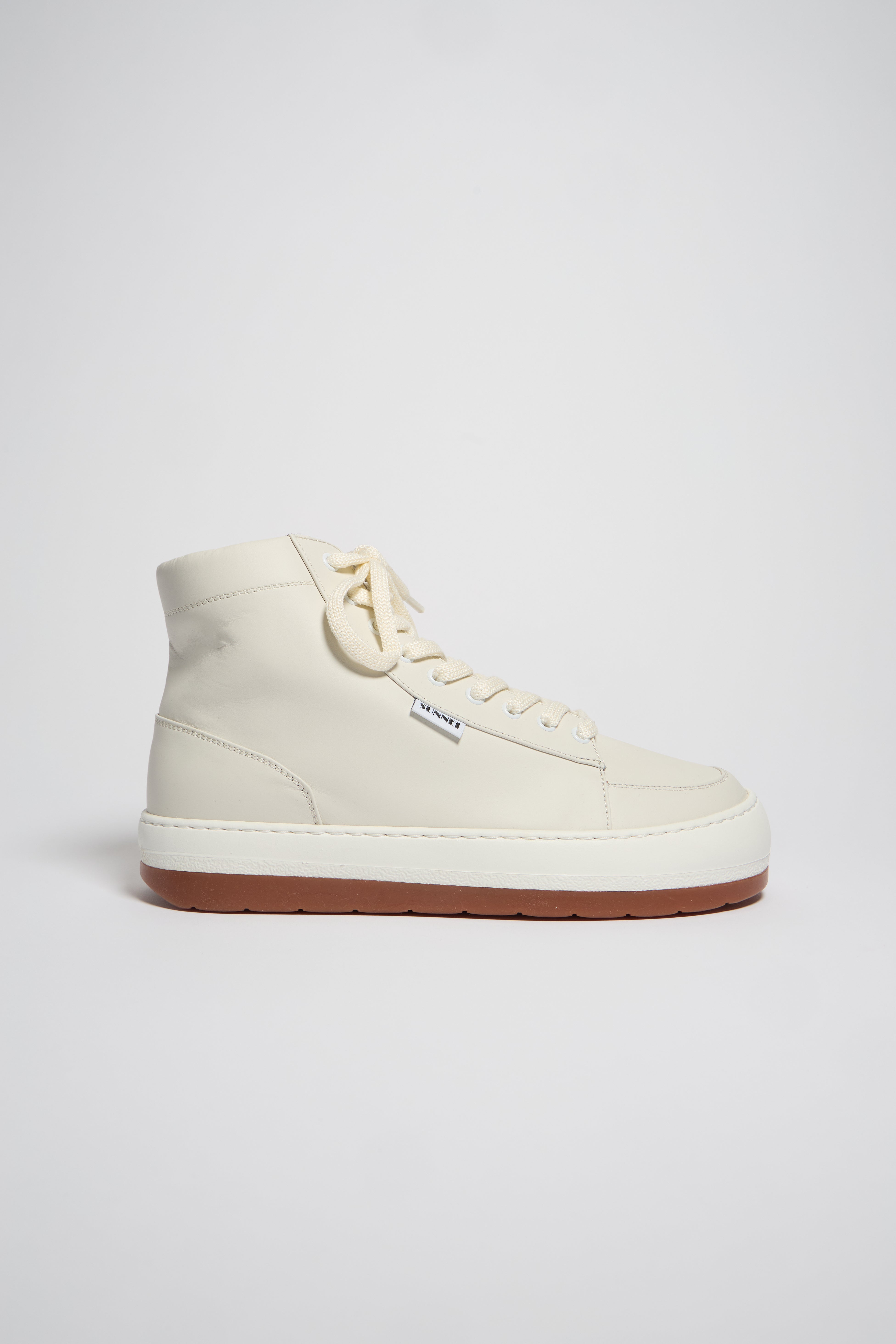 WHITE LEATHER HIGH TOP DREAMY SHOES – SUNNEI