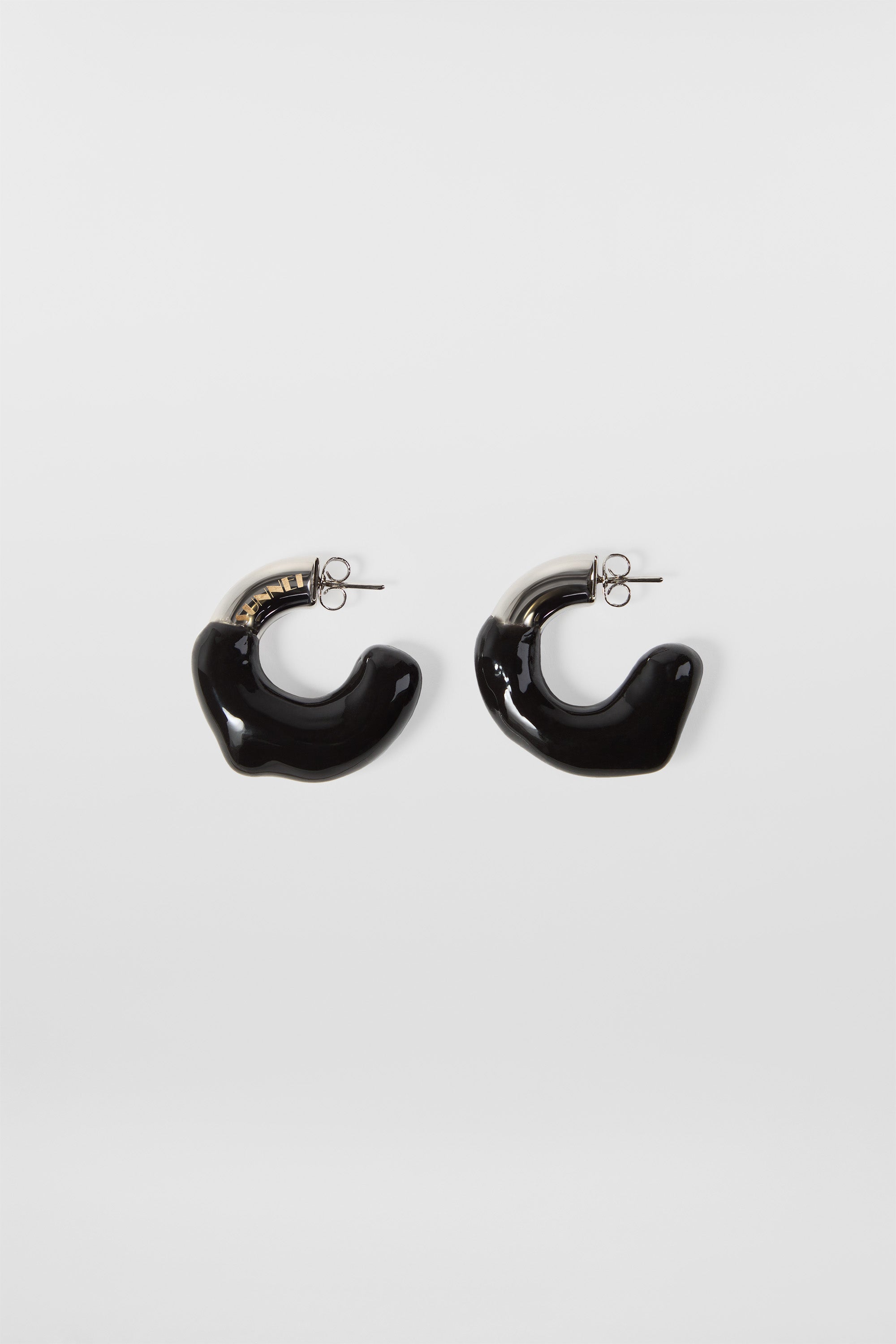 SUNNEI RUBBERIZED EARRINGS ピアス SMALL RUBBERIZED EARRINGS SILVER / black – SUNNEI