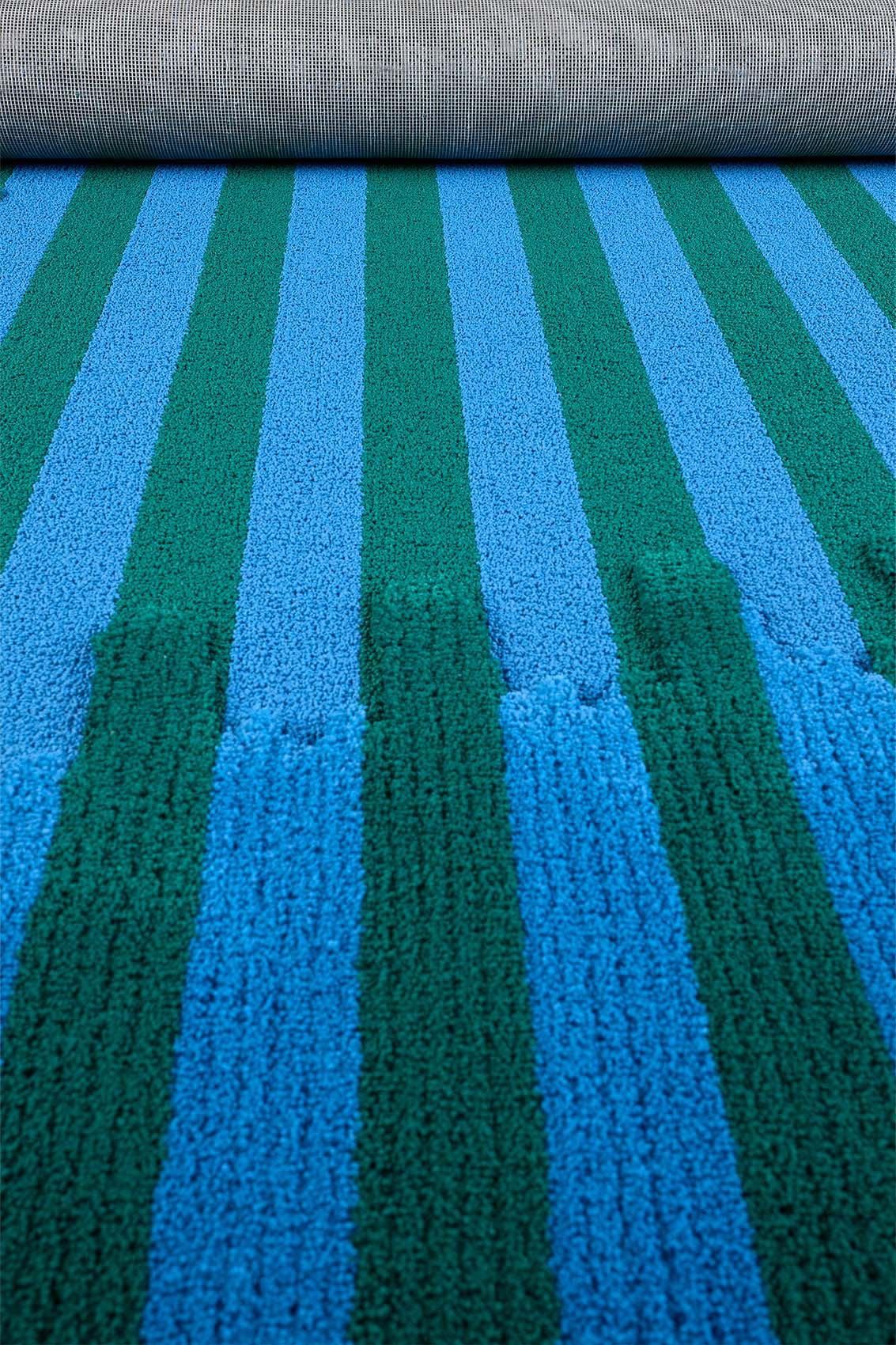 KOALADRESS RUG / azure & green stripes