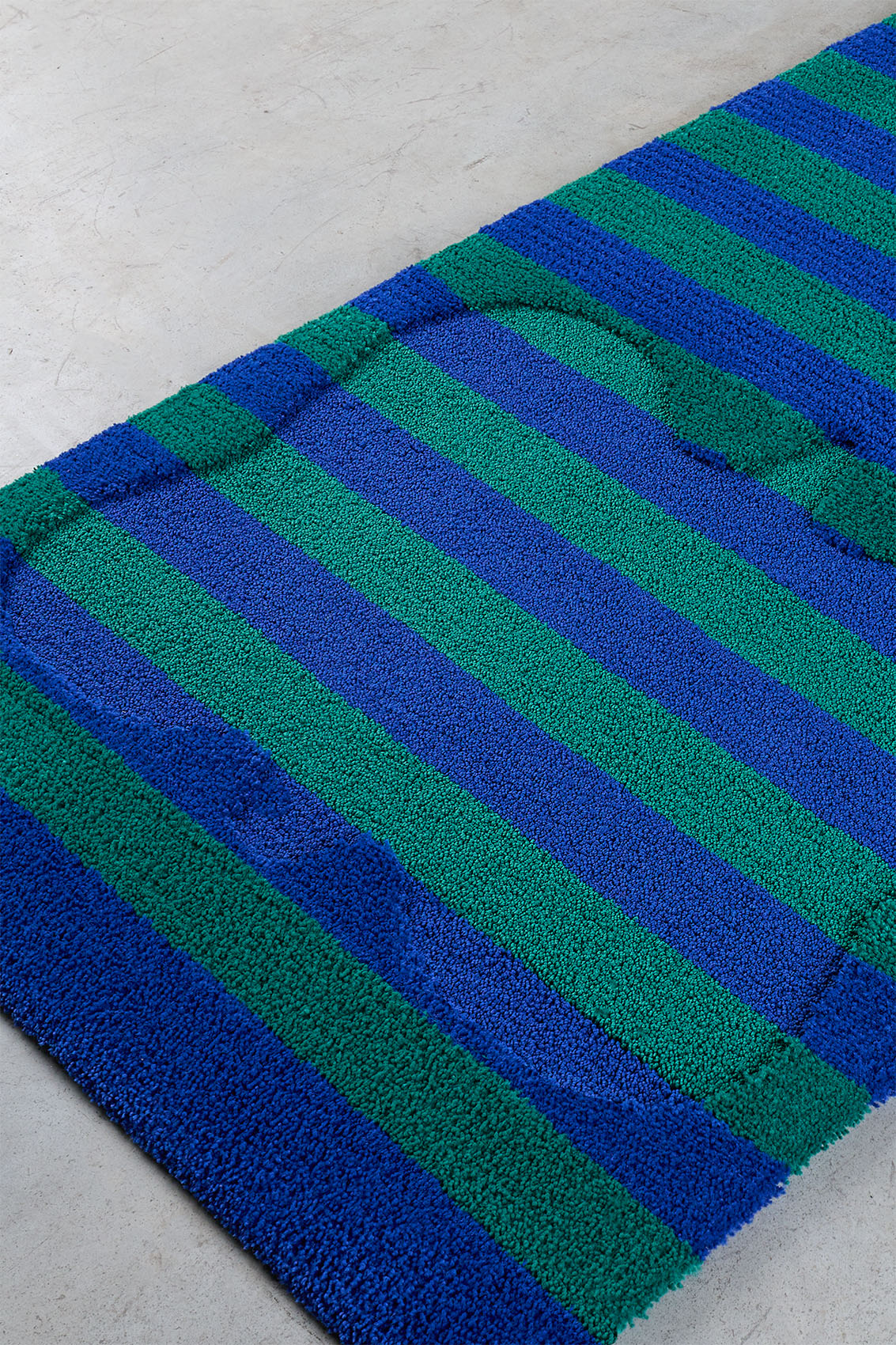 FARFALLABAG RUG / blue & green stripes