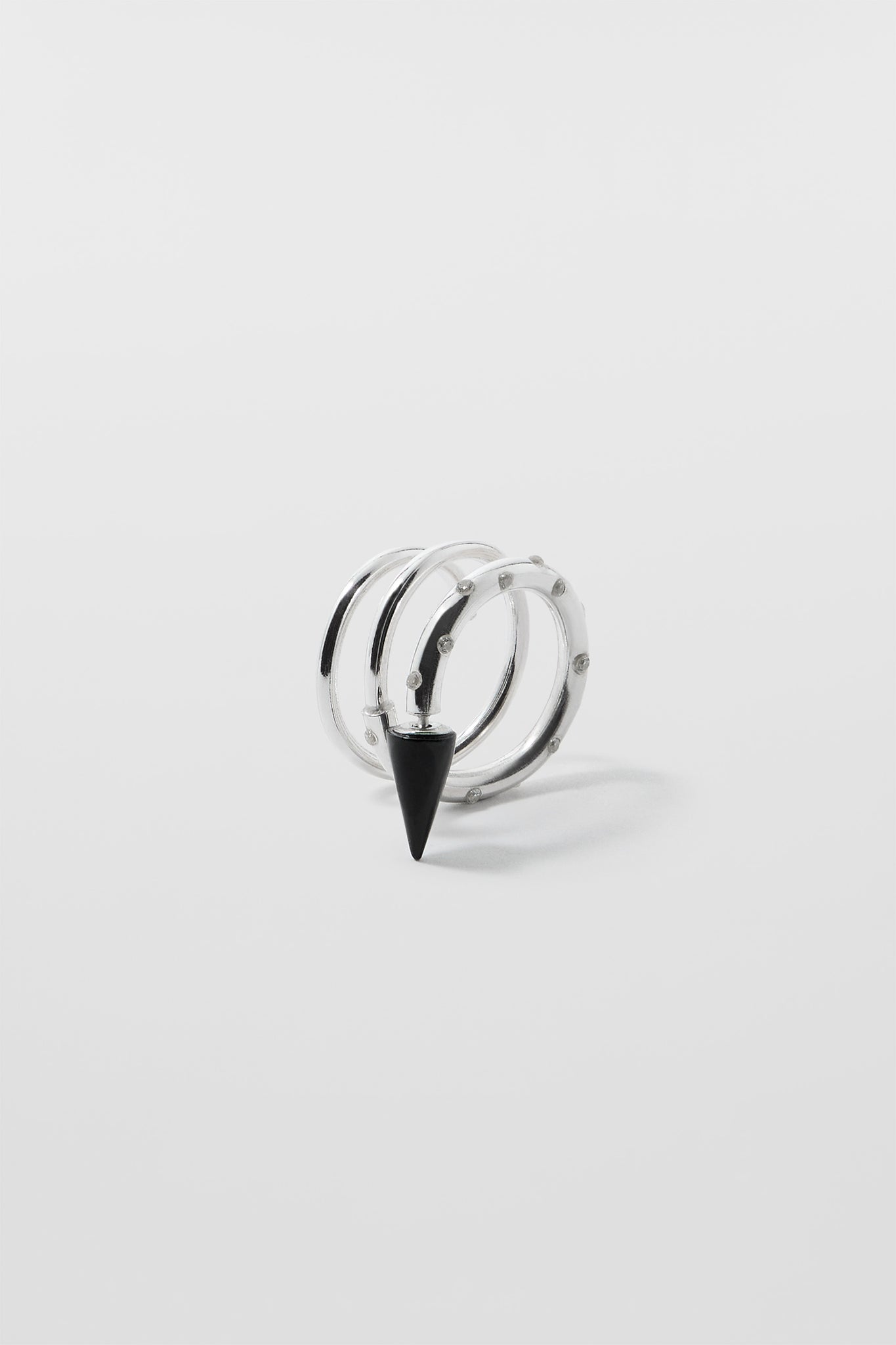 MEDIUM SPIRAL EAR-RING W/ STONES / silver / black
