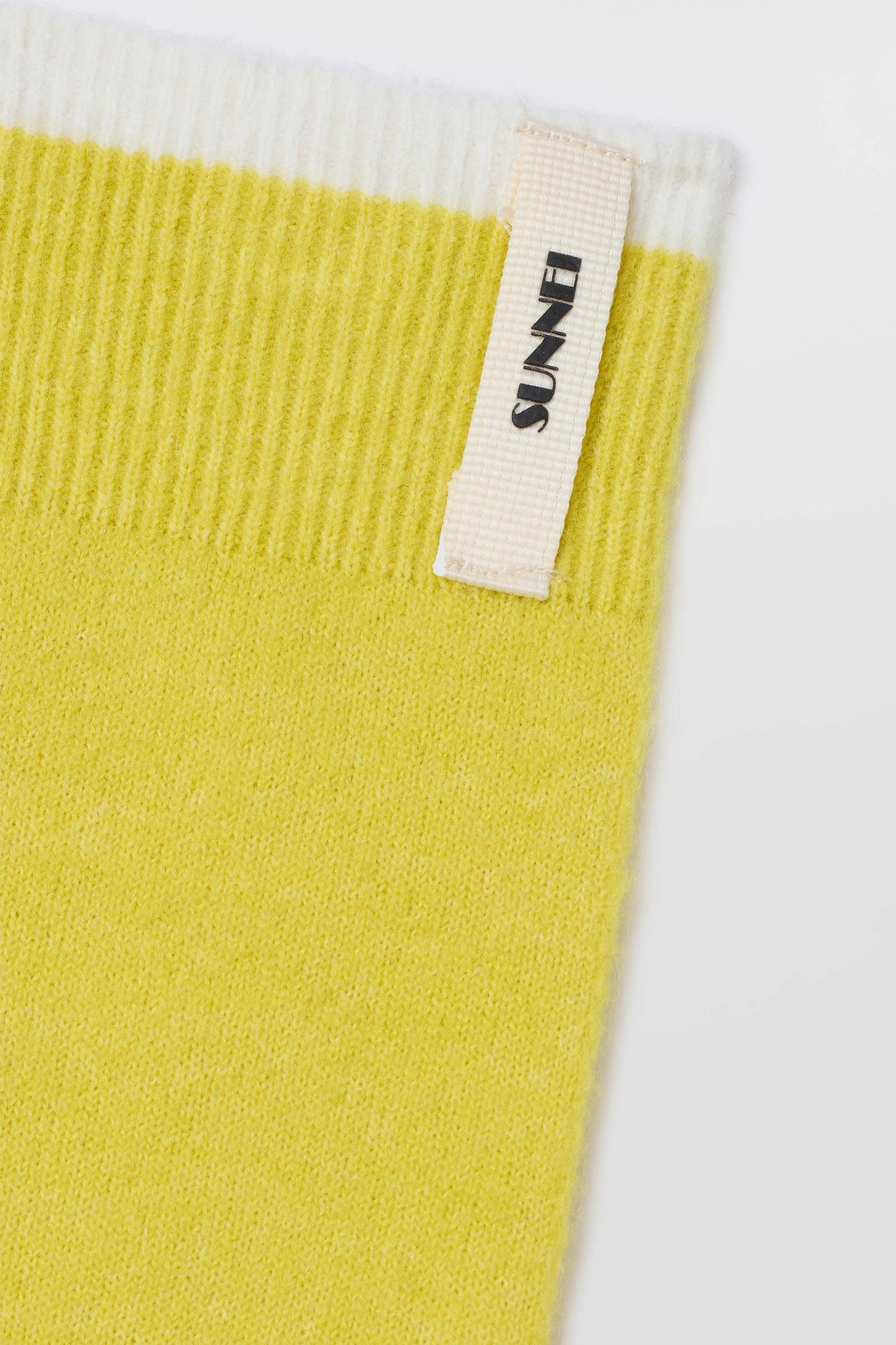 KNIT GLOVES / chartreuse