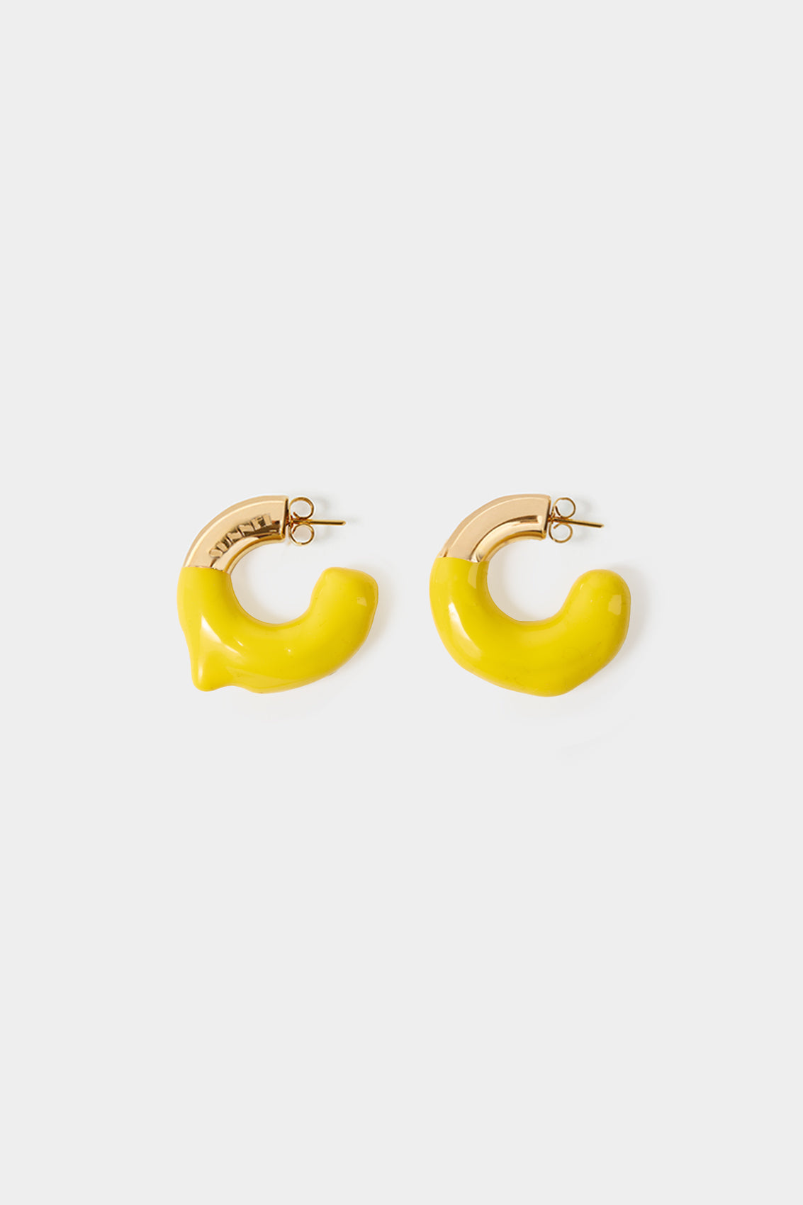 SMALL RUBBERIZED EARRINGS GOLD / yellow