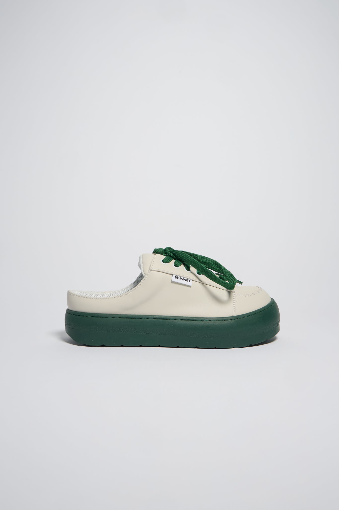 DREAMY SABOT / leather / white & green