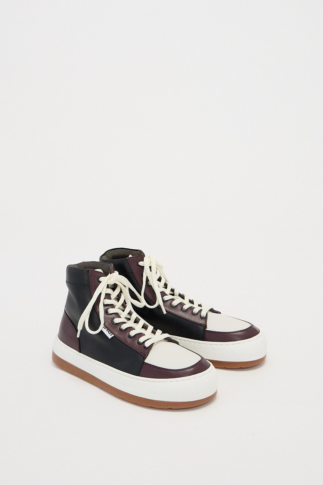 HIGH TOP DREAMY SHOES / leather / black & white