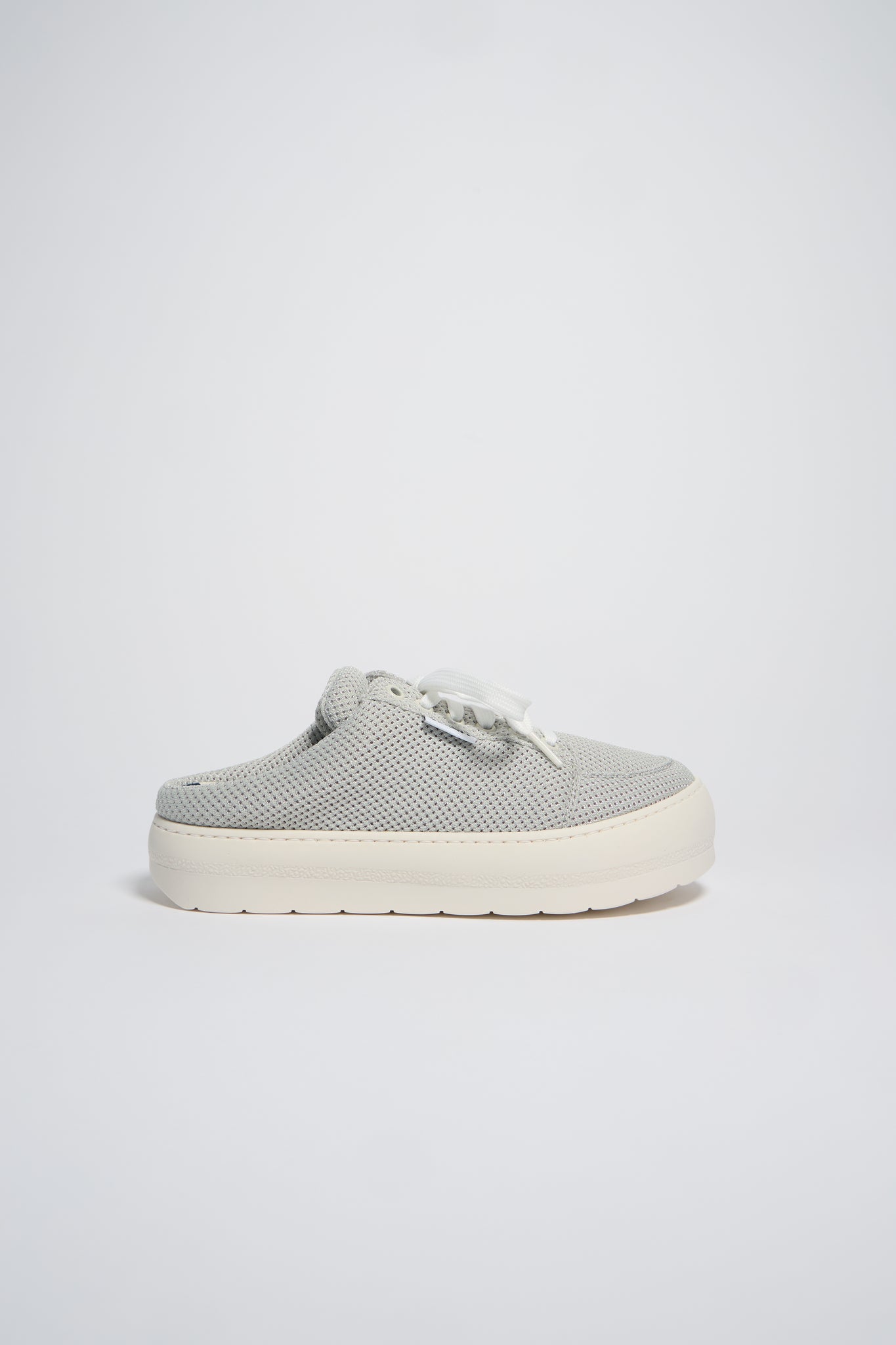 DREAMY SABOT / mesh / pearl