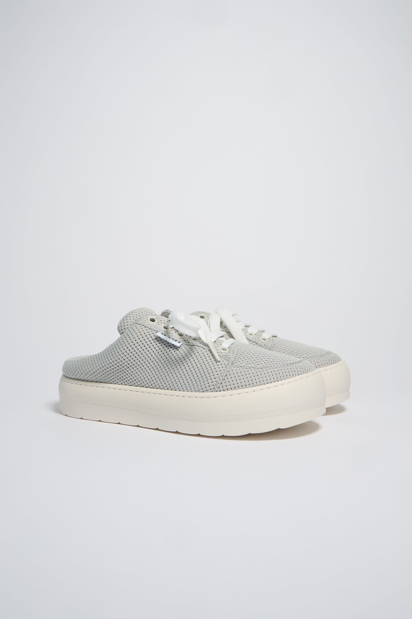 DREAMY SABOT / mesh / pearl