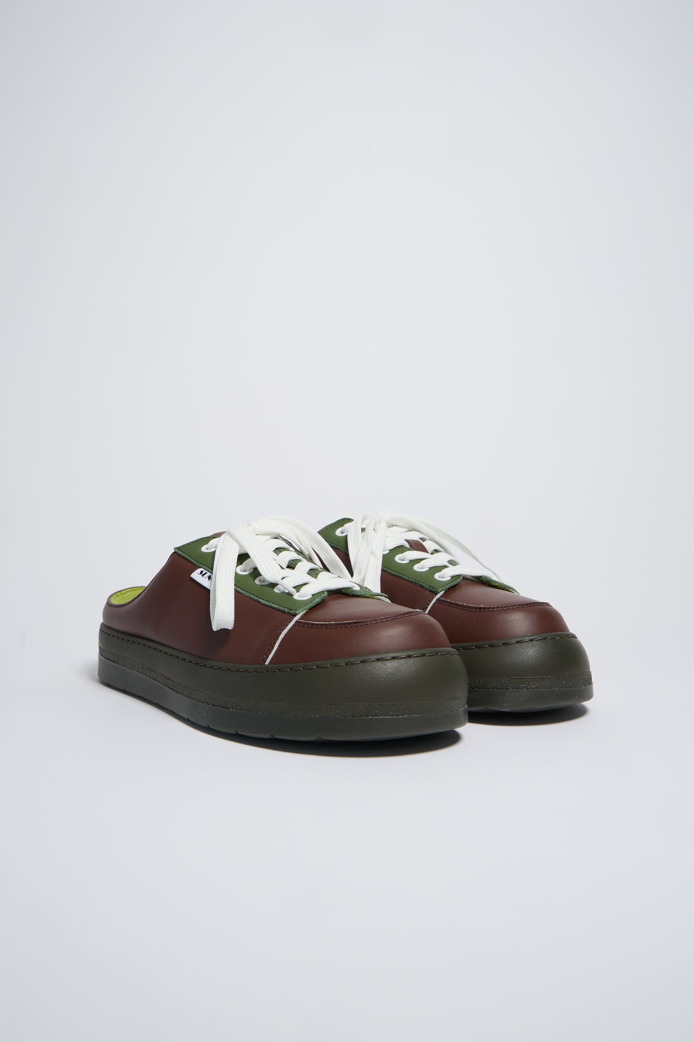 DREAMY SABOT / leather / military green & brown