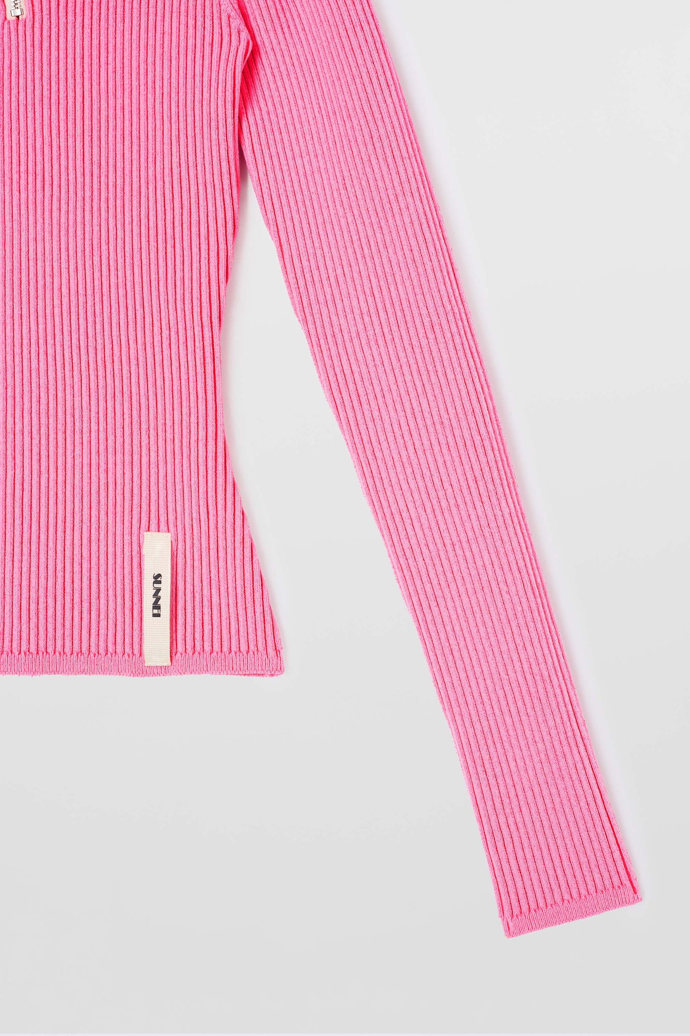 FITTED TOP W ZIP / electric pink