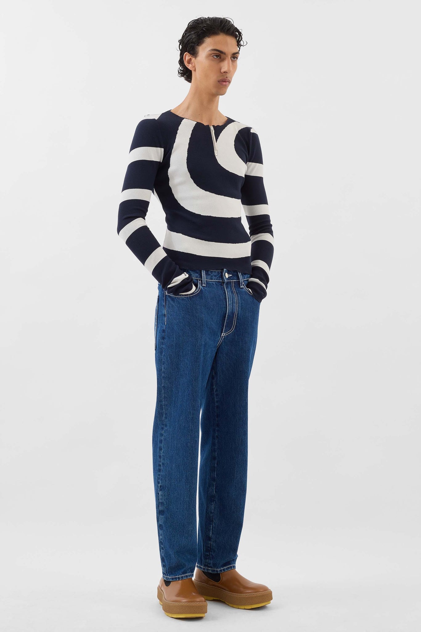 FITTED TOP W ZIP SPIRAL / dark blue & off white