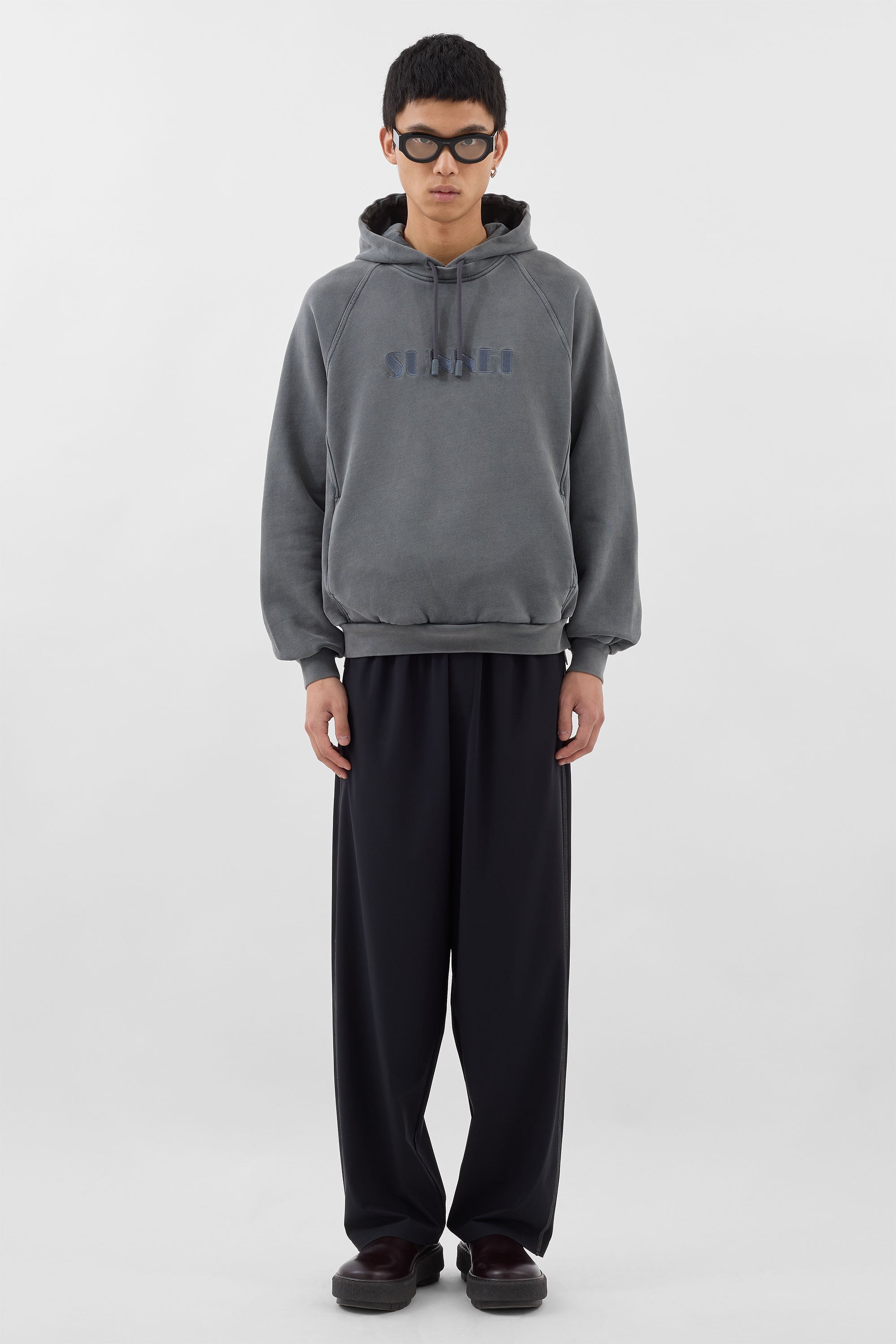 【SUNNEI】Logo Embroid Hoodie/追跡可能/全国送料無料 3f79246c8bb64a66b9a0cd0f82876c