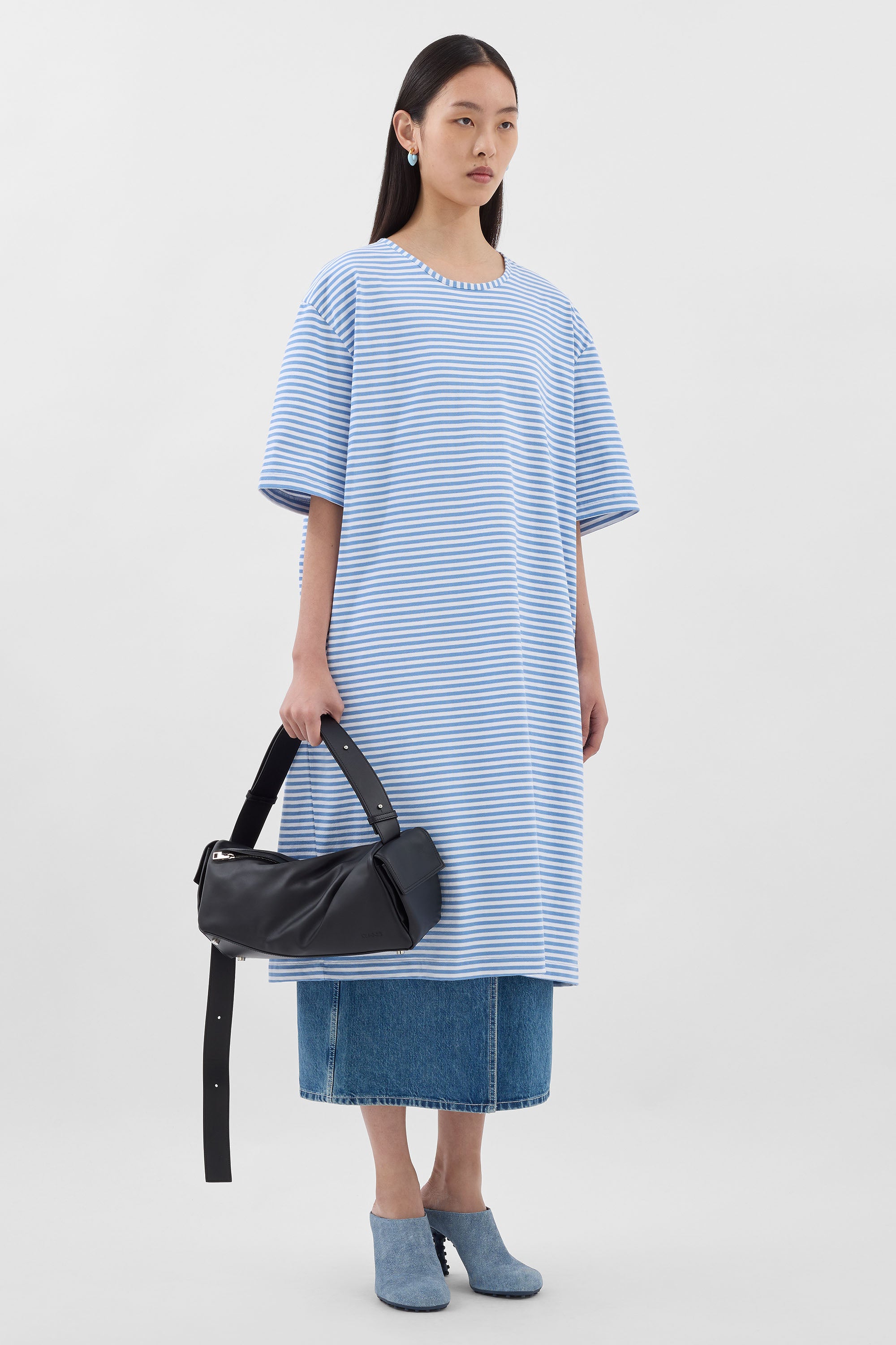 LONG MEGA OVER T-SHIRT / azure & optical white stripes – SUNNEI