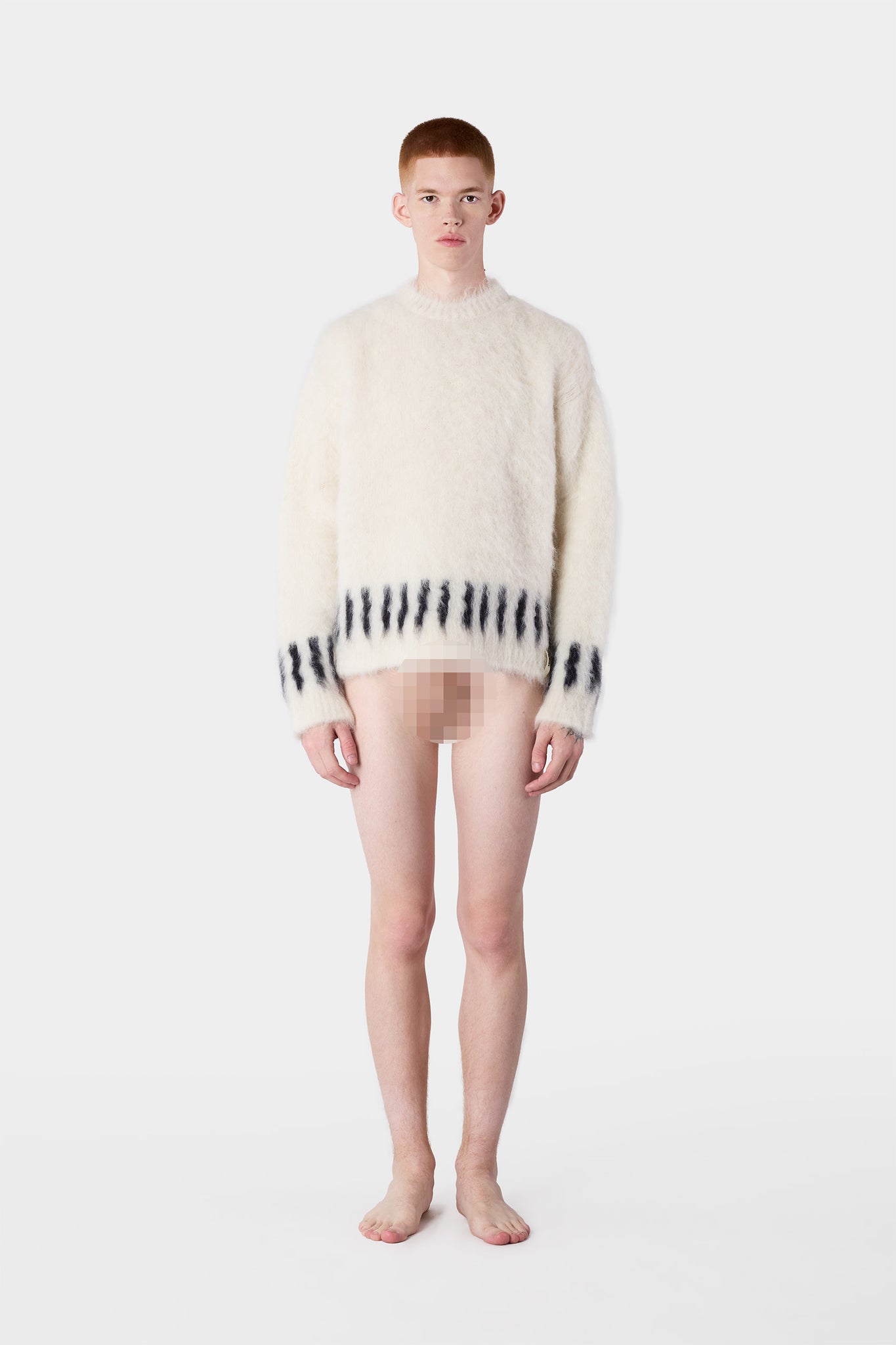 HAIRY KNIT ROUND NECK SWEATER / off white