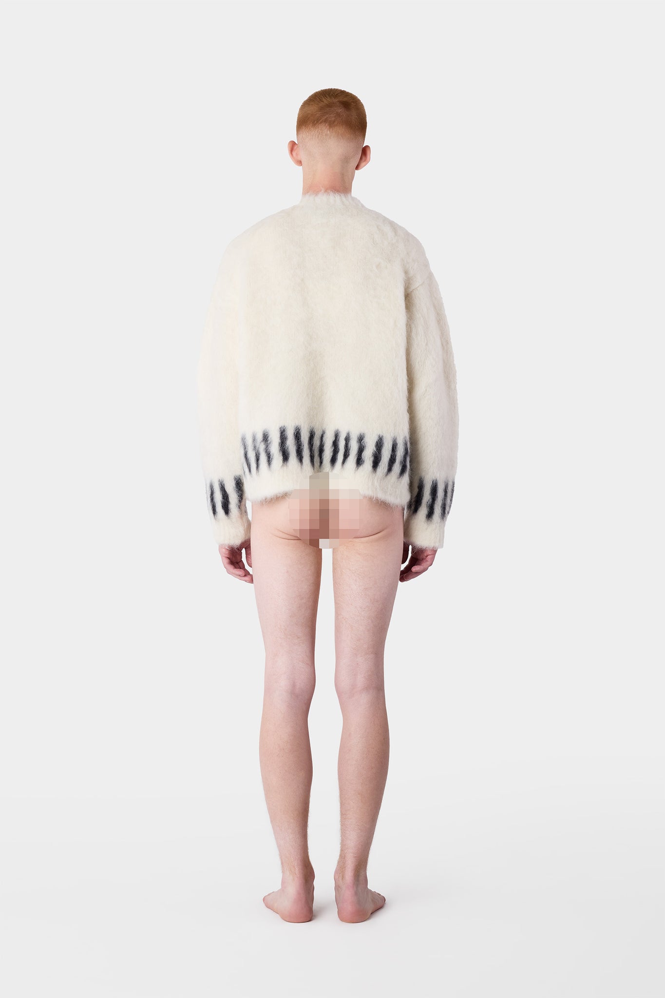 HAIRY KNIT ROUND NECK SWEATER / off white