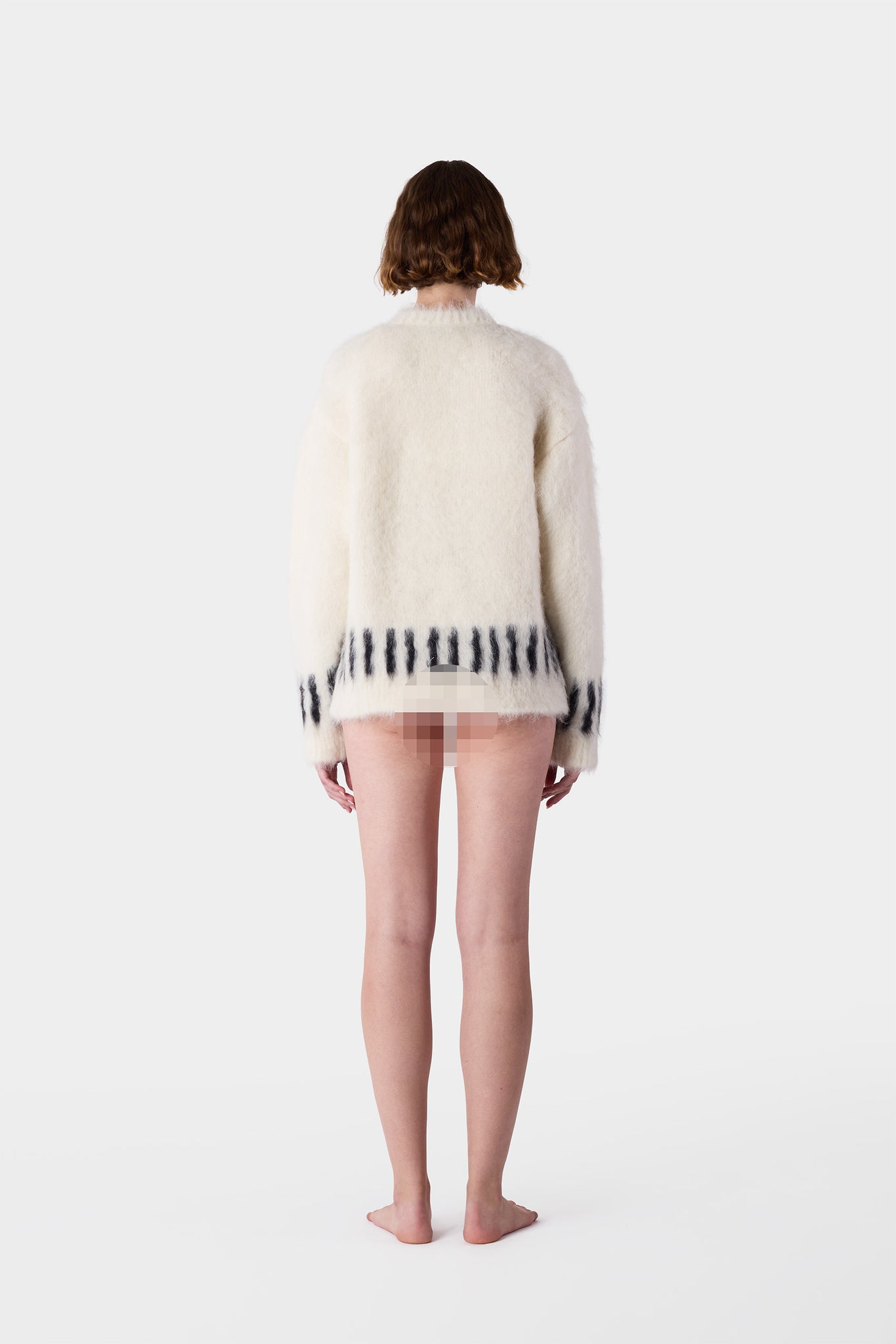 HAIRY KNIT ROUND NECK SWEATER / off white