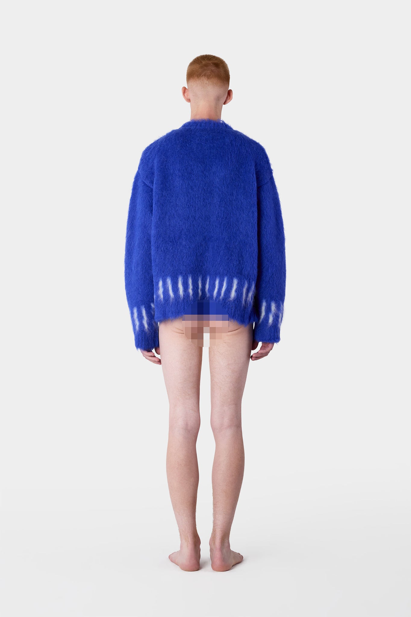 HAIRY KNIT ROUND NECK SWEATER / electric blue