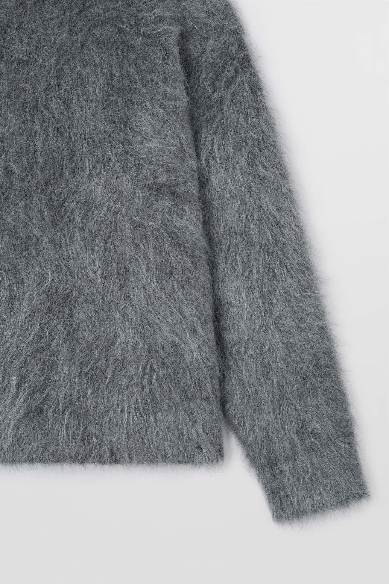 HAIRY KNIT ROUND NECK SWEATER / dark grey melange