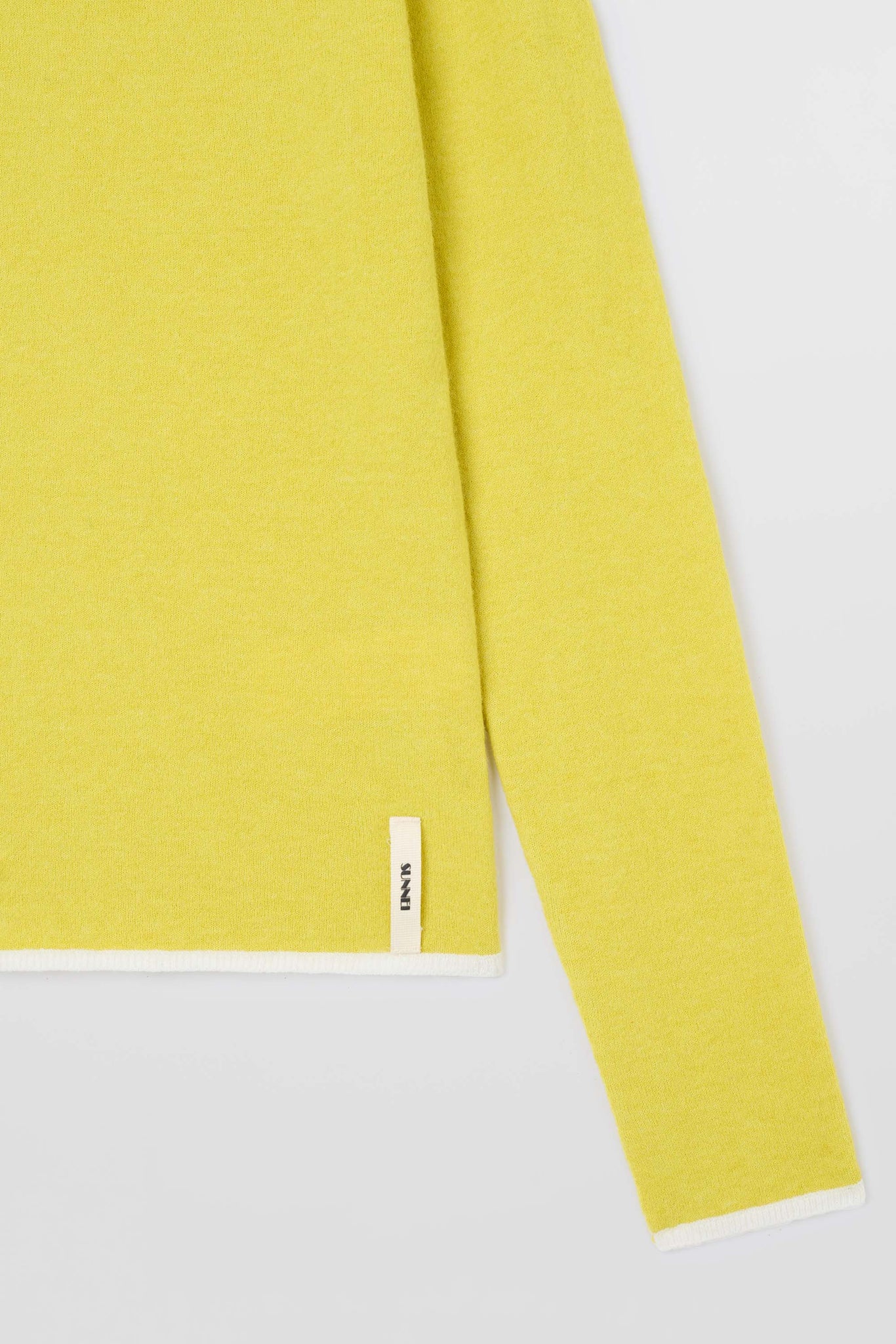 FITTED LONGSLEEVE W ZIP / chartreuse
