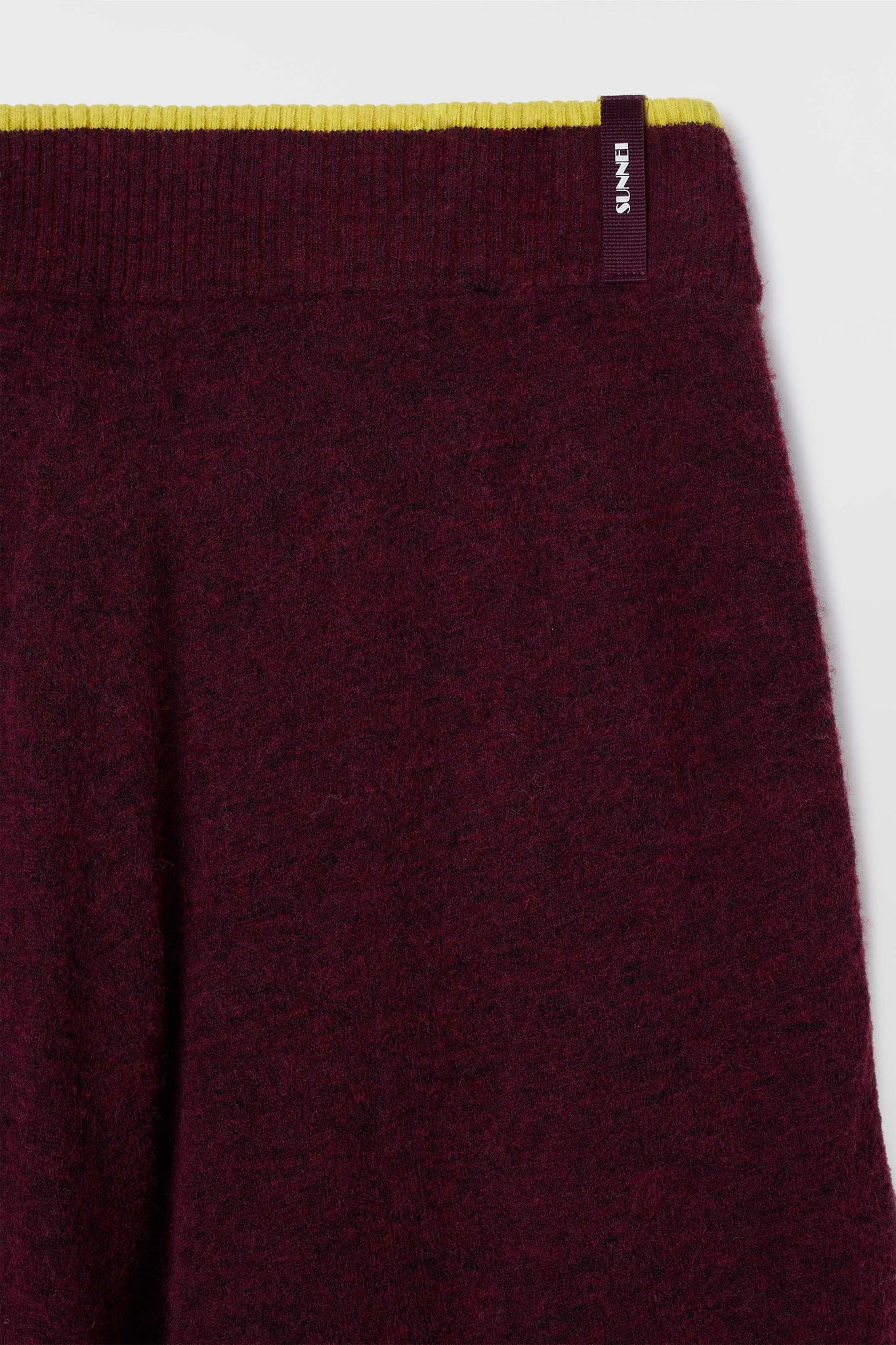 KNIT ELASTIC PANTS / burnt aubergine