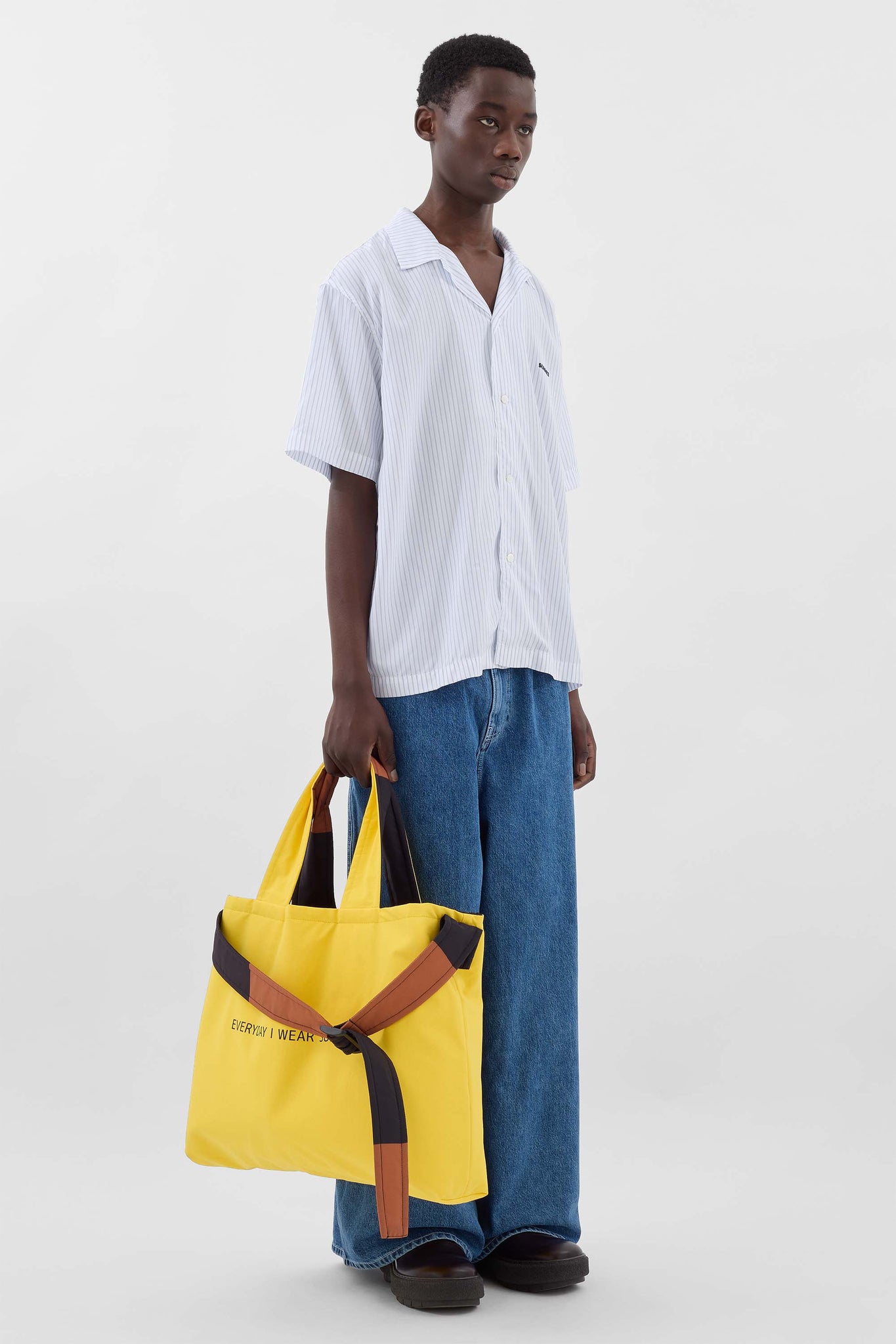 STRIPED SHORTSLEEVE SHIRT / azure & off white