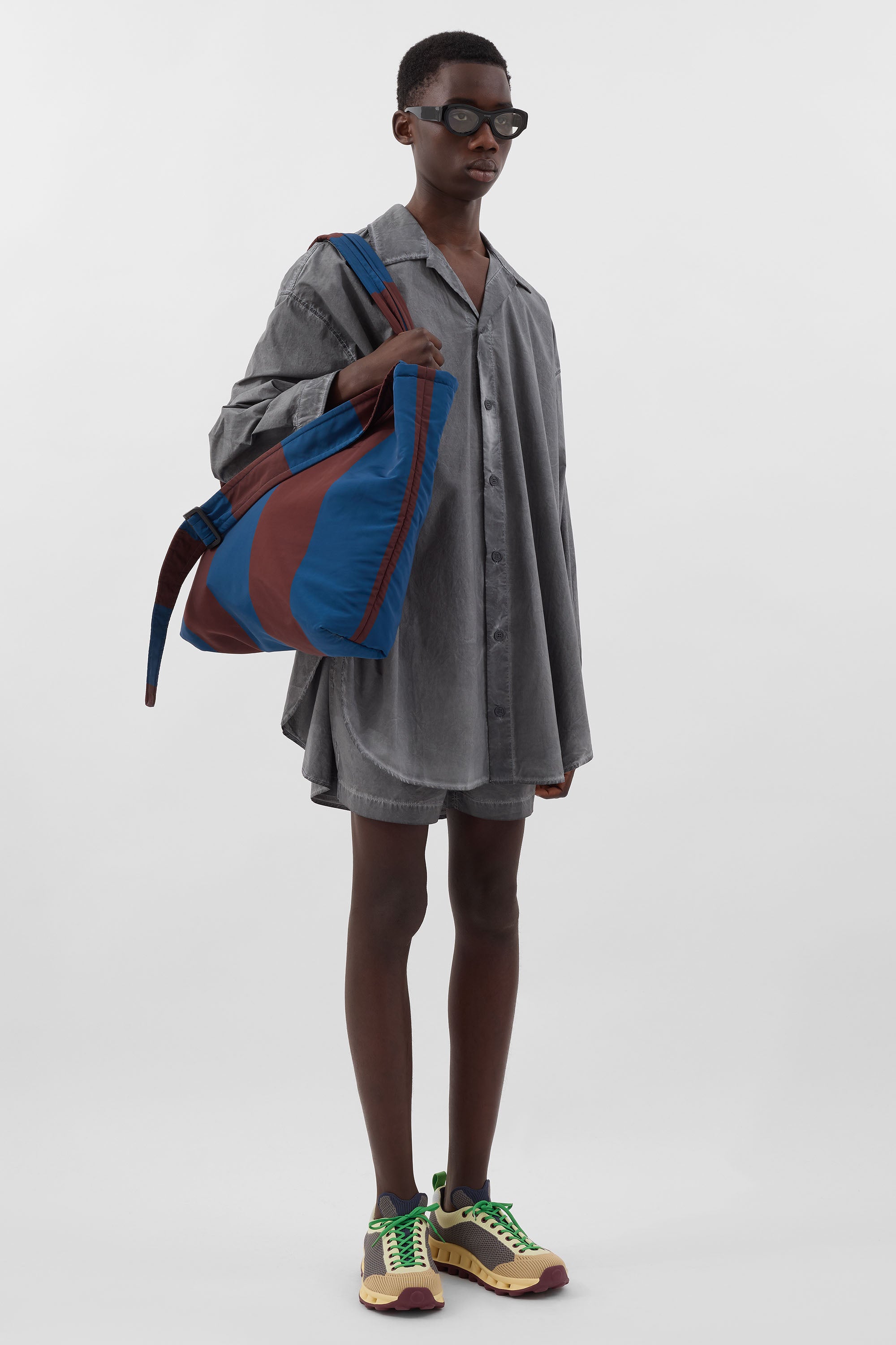 MEGA OVER SHIRT / anthracite – SUNNEI