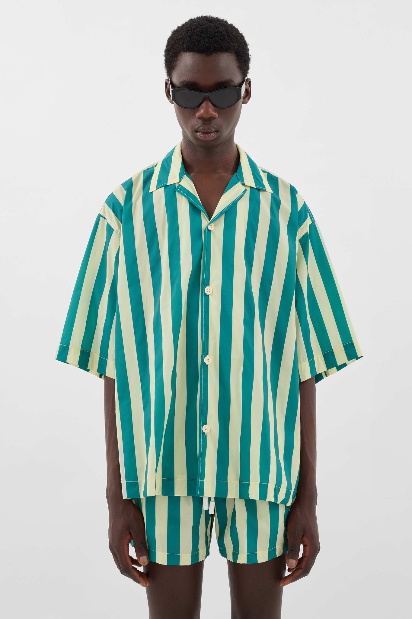 BEACHWEAR SHIRT / green & cream stripes