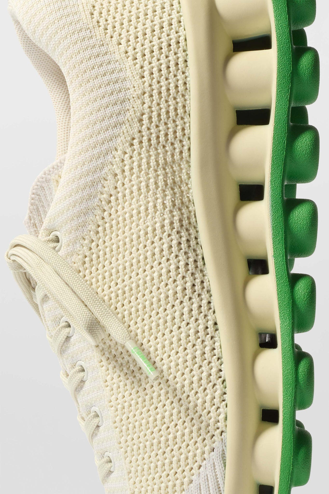 PELOTISSIMA / white & green