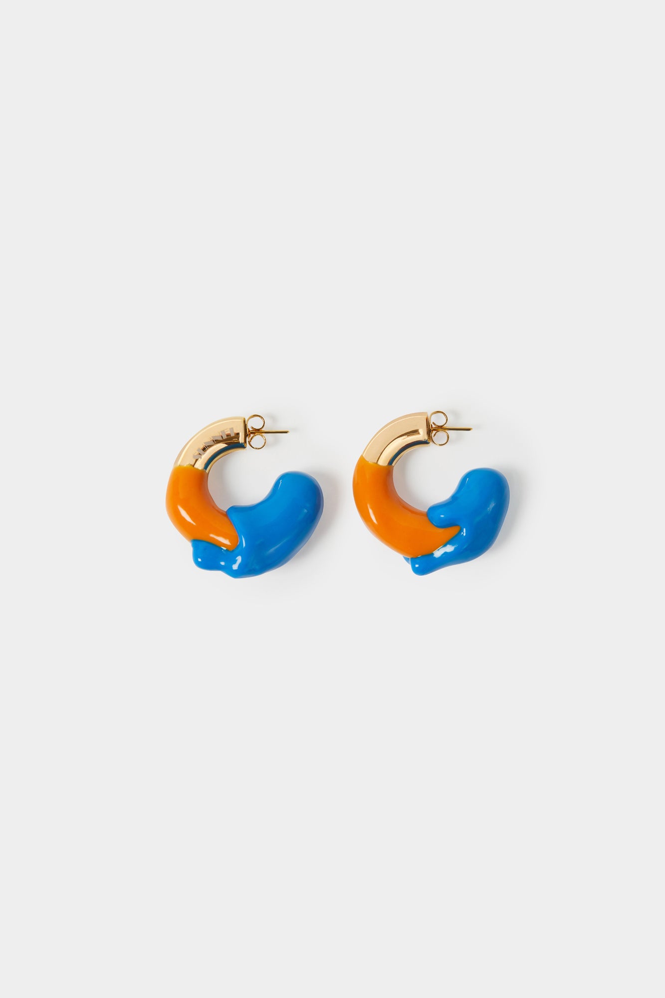 SMALL RUBBERIZED EARRINGS GOLD / orange & electric blue