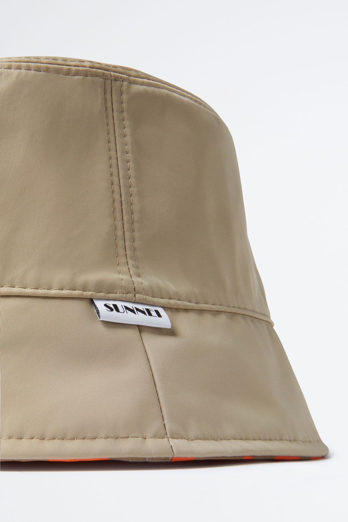 REVERSIBLE ORANGE & BEIGE LOGO BUCKET HAT