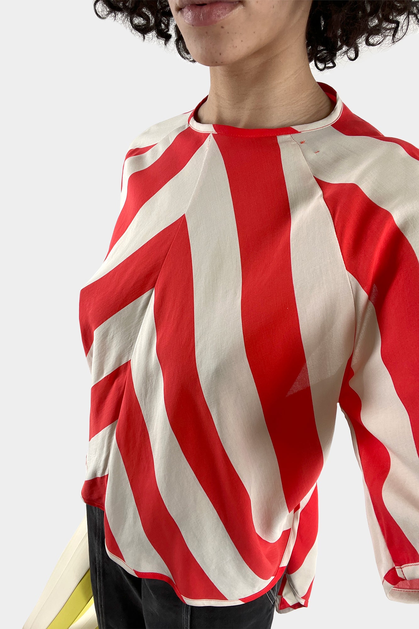 BACK WRAP T-SHIRT / red & beige stripes