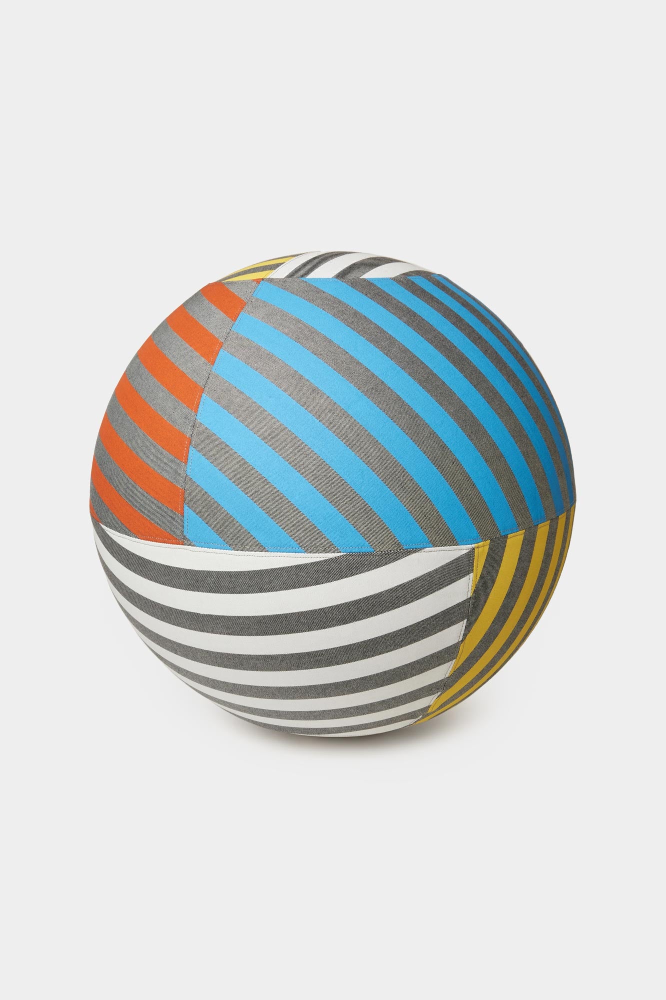 ALMOST-SWISS BALL