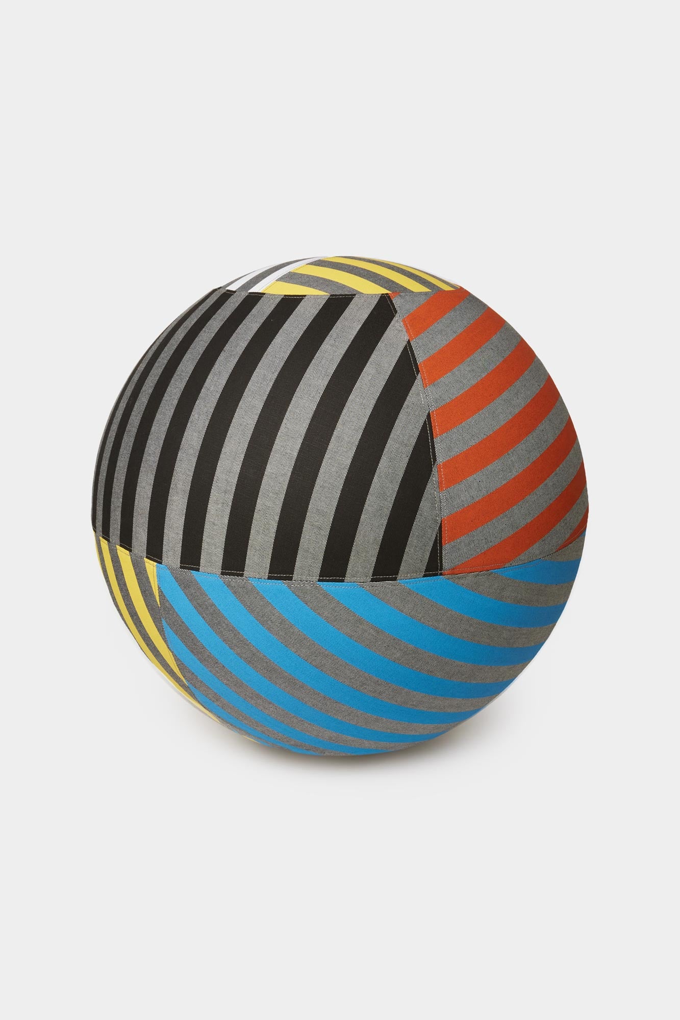 ALMOST-SWISS BALL